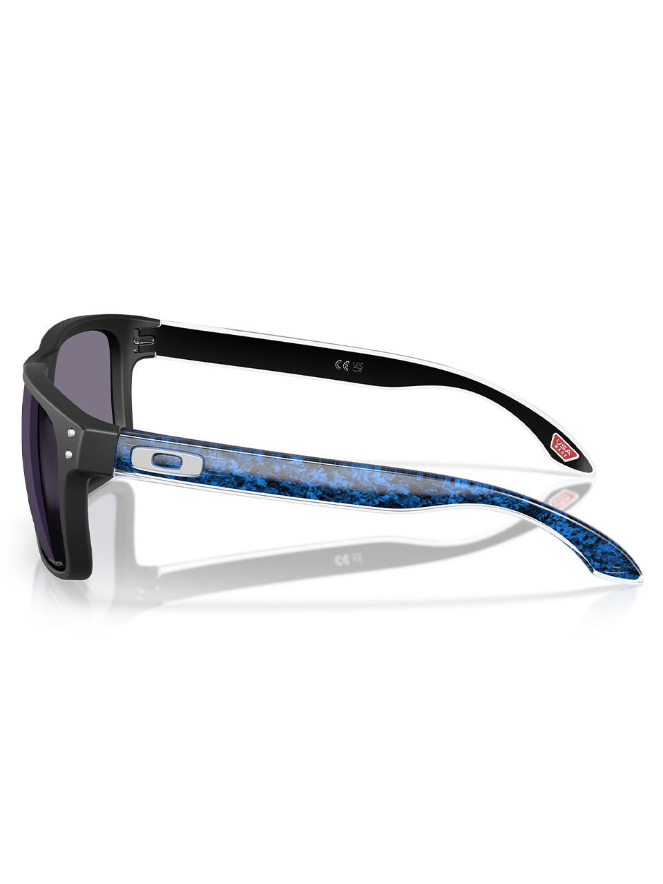 Oakley Holbrook Sunglasses - Matte Black w/ Prizm Grey