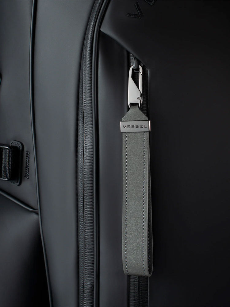 Vessel Genuine Leather Loop Pull